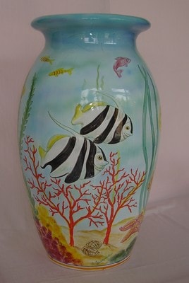 Albisola ceramics Art - Large vase decorated with fish. Majolica